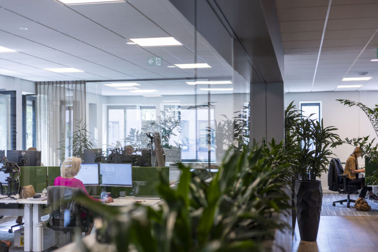 Kantoorinrichting afdeling gegevensverwerking